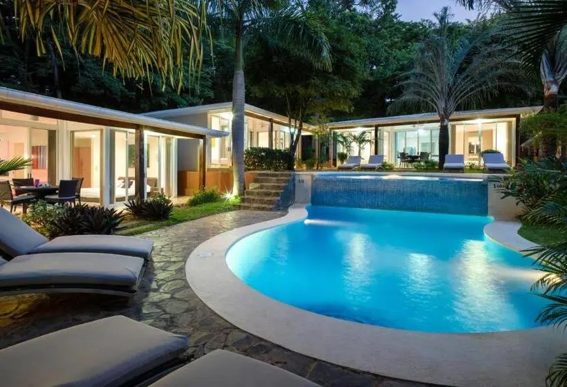 ツーベッドルーム　ヴィラ, The Breeze Hotel & Villas