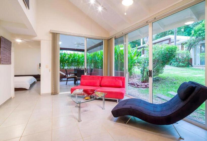 ビラホテル１ベッドルーム, The Breeze Hotel & Villas