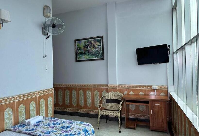 اتاق لوکس, Tien Dat Motel