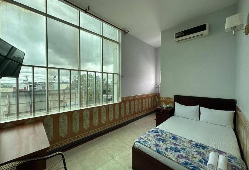 اتاق لوکس, Tien Dat Motel