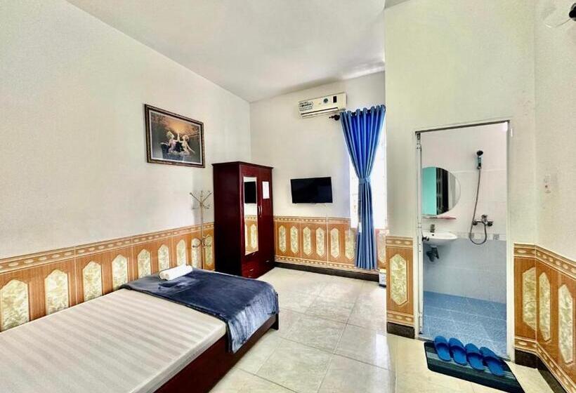 اتاق لوکس, Tien Dat Motel