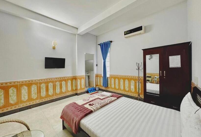 اتاق لوکس, Tien Dat Motel