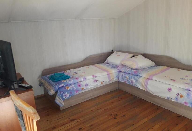 اتاق استاندارد, Tabasko