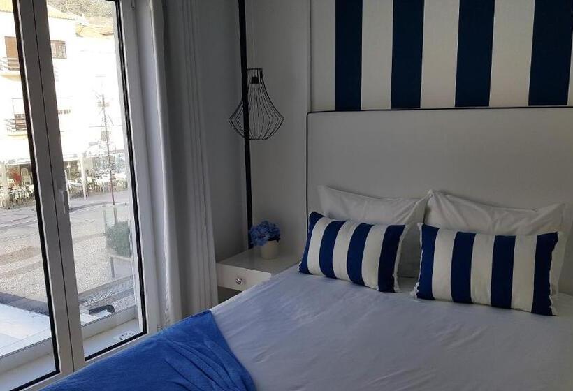 غرفة قياسية مطلّة علي البحر مزوَّدة بشُرفة, By The Sea