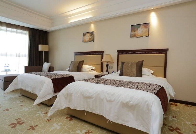 اتاق کلاس بیزنس, Arcadia International