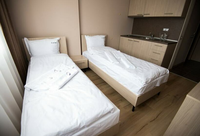 スタンダードルーム, Court Inn