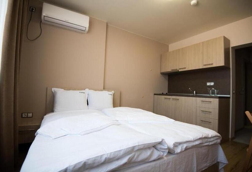 スタンダードルーム, Court Inn