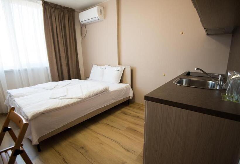 スタンダードルーム, Court Inn