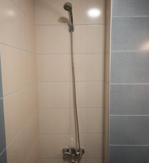 ２ベッドルームアパートメント, Court Inn