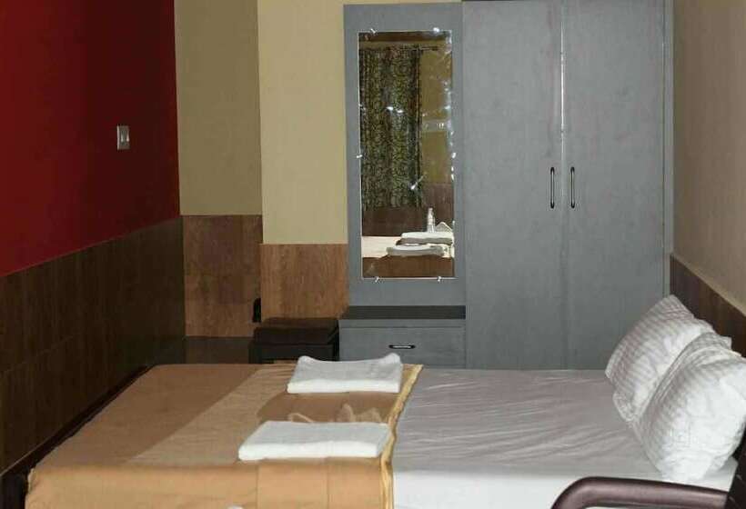 חדר דלוקס, Iroomz Sri Vinayaka Comforts