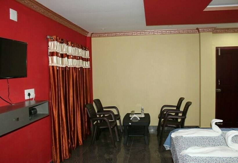 חדר דלוקס, Iroomz Sri Vinayaka Comforts