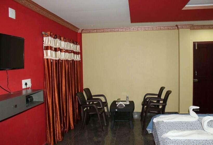 חדר דלוקס, Iroomz Sri Vinayaka Comforts