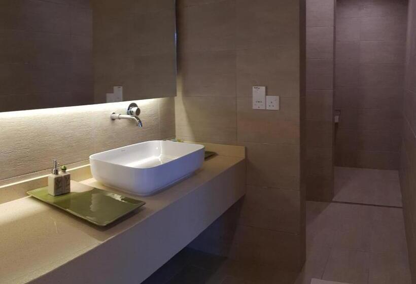 غرفة قياسية سرير كينج, Lot 33 Boutique