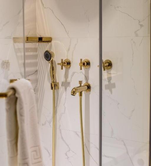 اتاق استاندارد یک نفره, The Wyspy