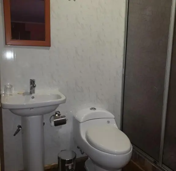 اتاق استاندارد, Hostal Nataly