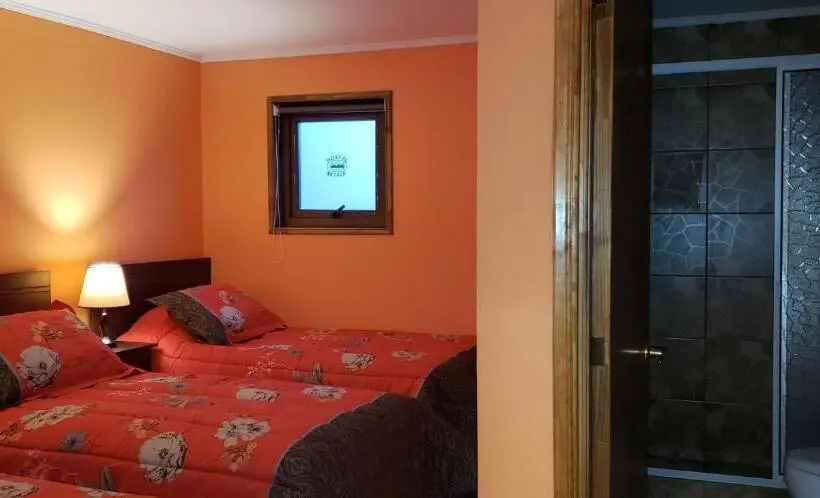 اتاق استاندارد سه نفره, Hostal Nataly