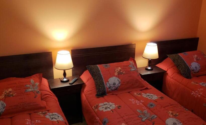 스탠다드 트리플 룸, Hostal Nataly