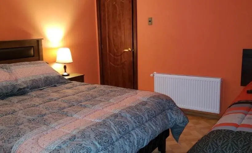 اتاق خانوادگی, Hostal Nataly