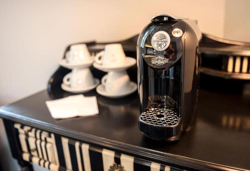 带大床的标准间, Le Pavillon Du Golf D Arras