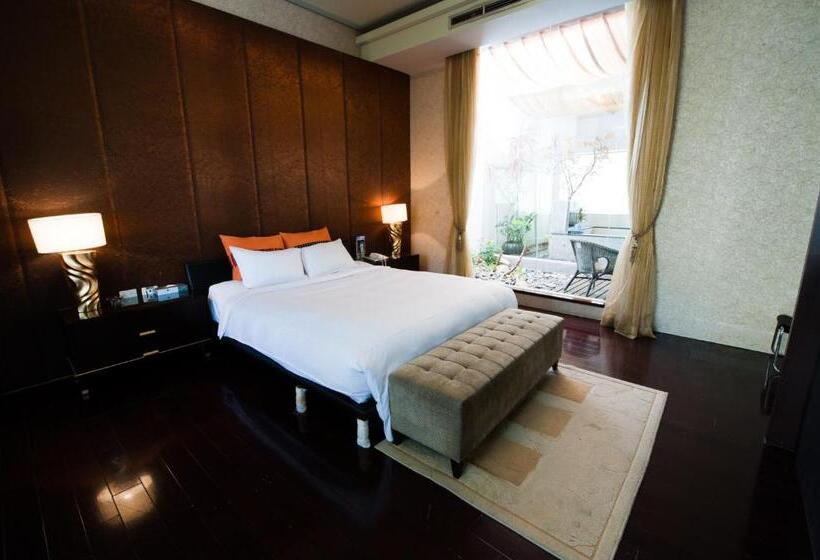 اتاق لوکس, Her Home Spa Motel Chiayi