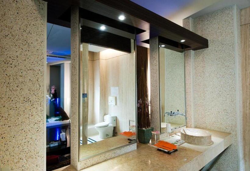 اتاق سوپریور, Her Home Spa Motel Chiayi