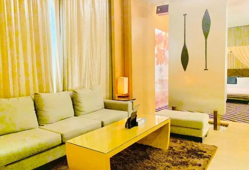 اتاق استاندارد, Her Home Spa Motel Chiayi