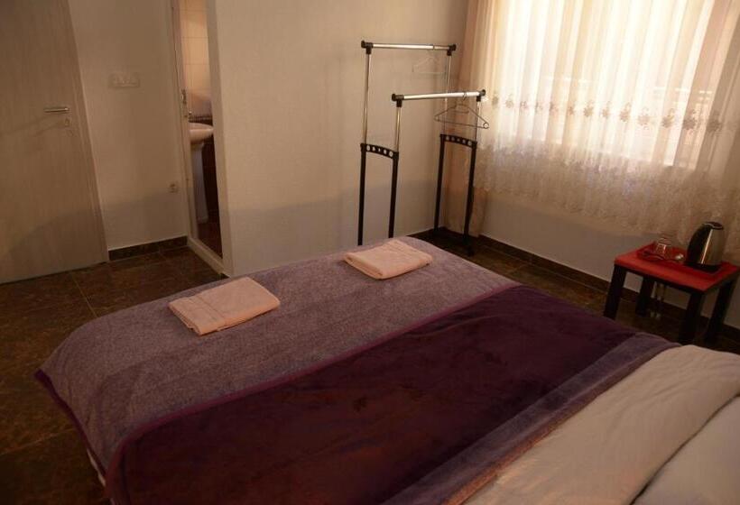 غرفة قياسية, Hostel Tuba