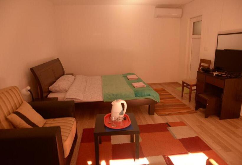 غرفة قياسية, Hostel Tuba