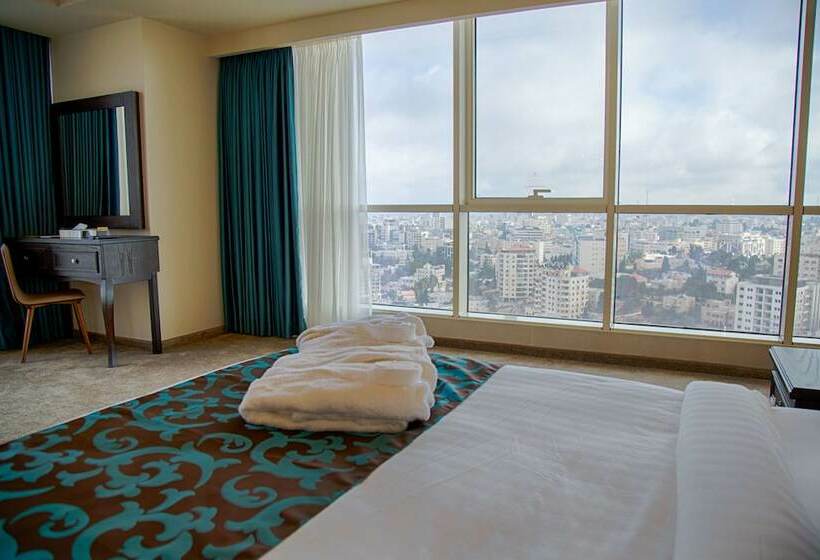 سوییت اجرایی, Carmel