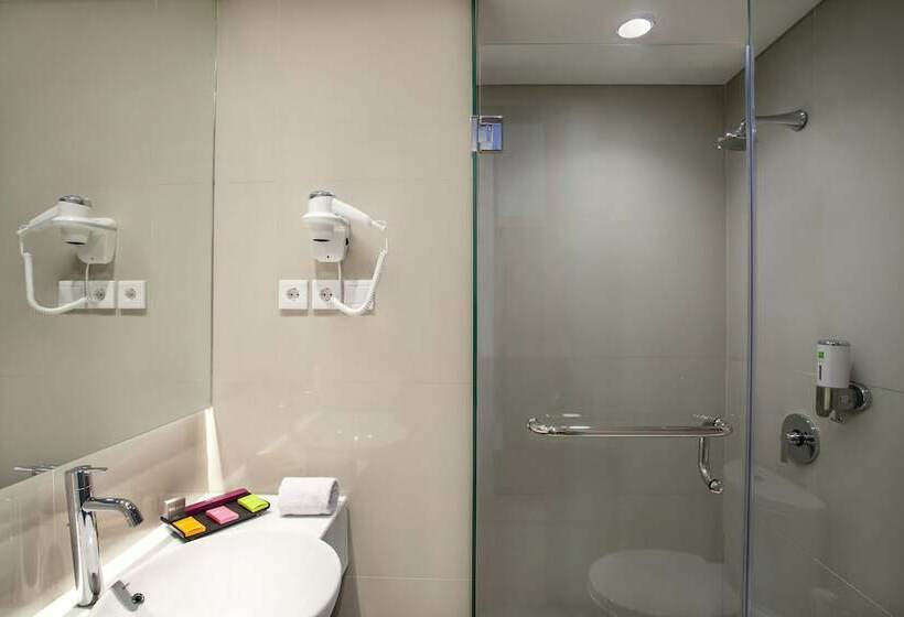 Habitació Superior, Ibis Styles Cikarang