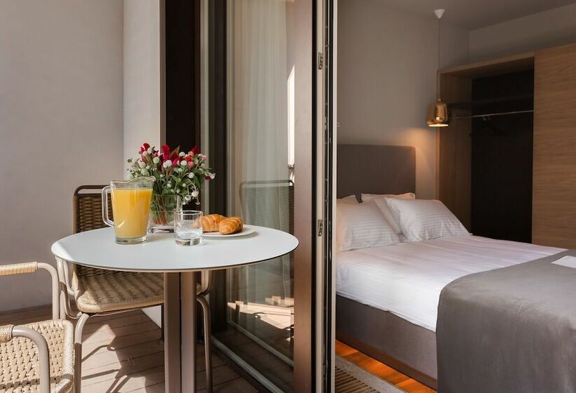 سوئیت جونیور با تراس, Il Decameron Luxury Design