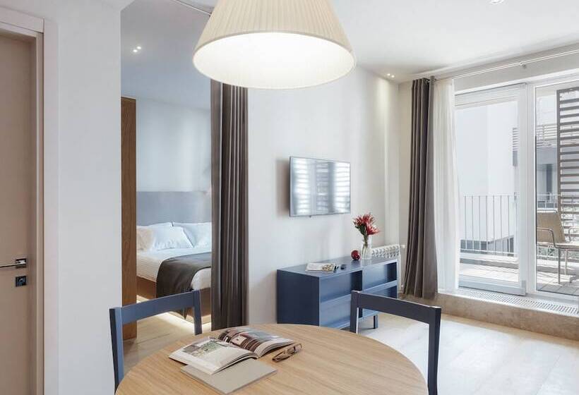 سوئیت جونیور با تراس, Il Decameron Luxury Design