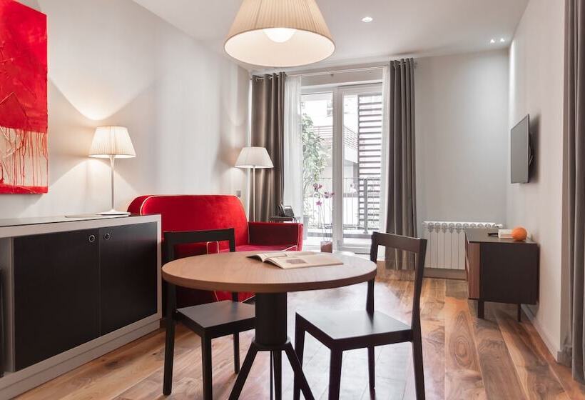 سوئیت جونیور با تراس, Il Decameron Luxury Design