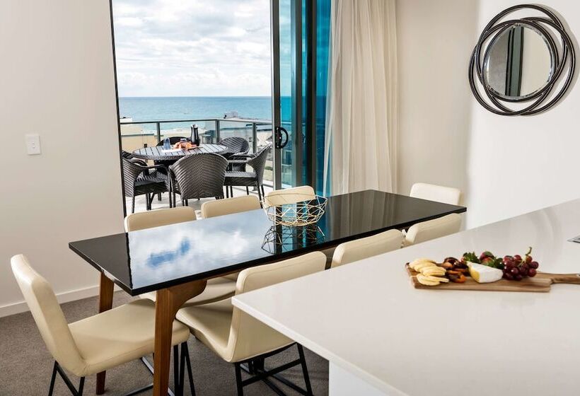 سوئیت پنت هاوس, Ramada By Wyndham Vetroblu Scarborough Beach