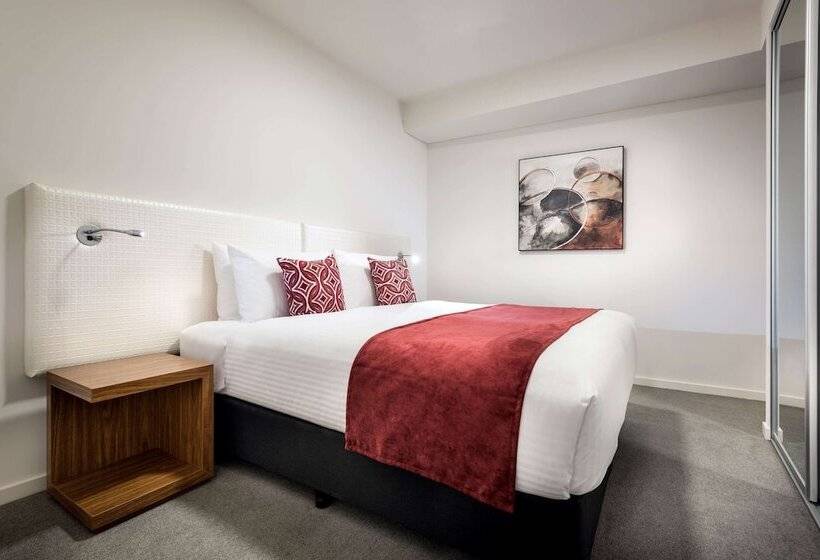 Penthouse Suite, Ramada By Wyndham Vetroblu Scarborough Beach