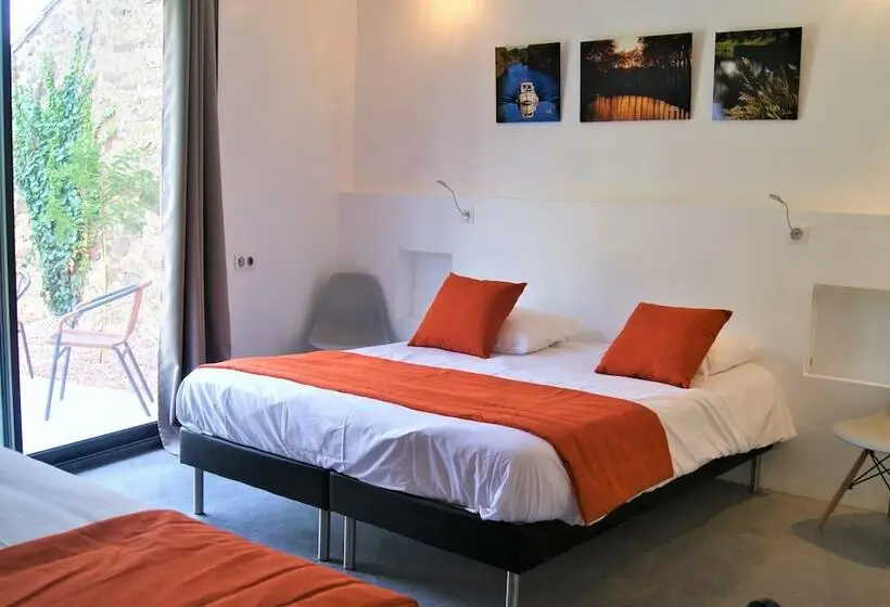 Standard Neljän Hengen Huone, Contact Hôtel Le Minervois Hôtel & Restaurant Au Nord De Carcassonne