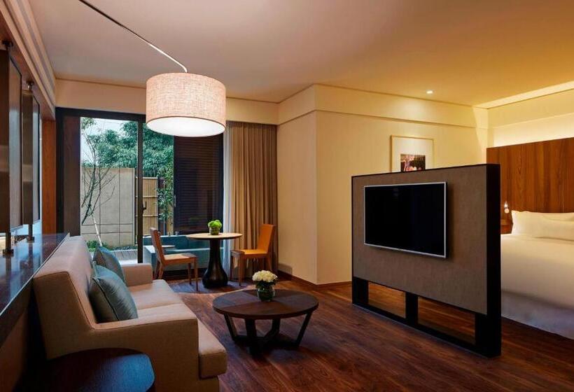 Deluxe Suite King Bed, The Westin Yilan Resort