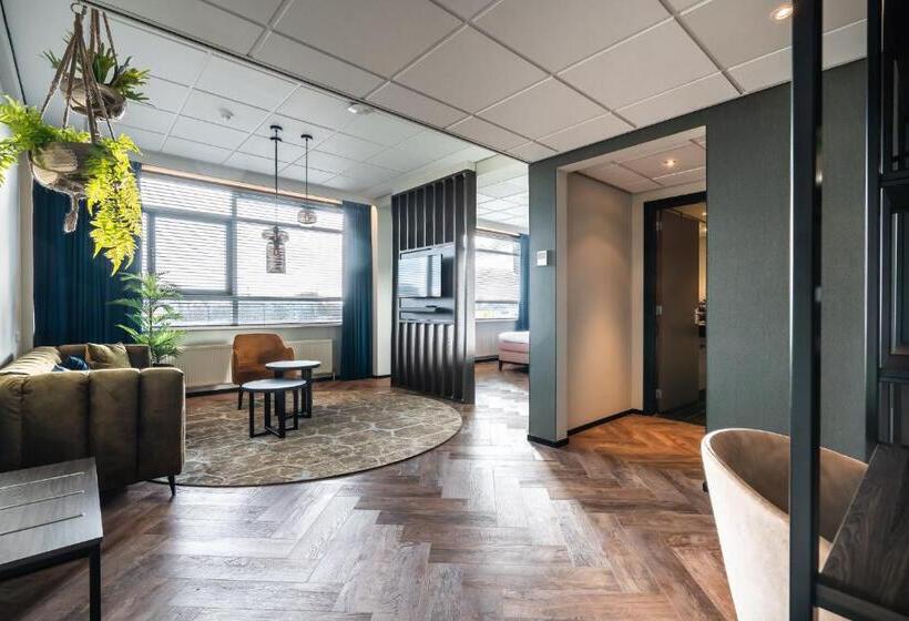 带大床的复式套间, Onderwijshotel De Rooi Pannen Eindhoven