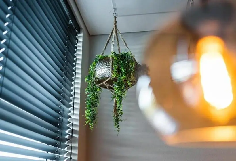 デラックスルーム, Onderwijshotel De Rooi Pannen Eindhoven