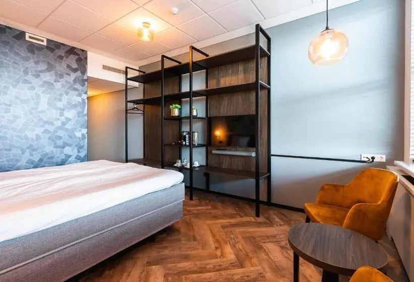 デラックスルーム, Onderwijshotel De Rooi Pannen Eindhoven