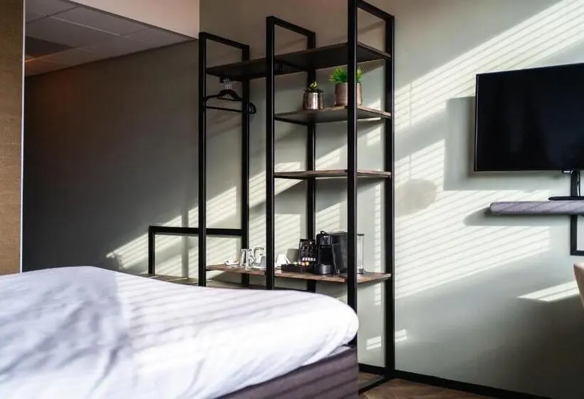 スタンダードルーム, Onderwijshotel De Rooi Pannen Eindhoven