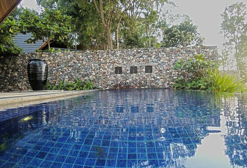 וילה בת חדר שינה 1, The Kasturi