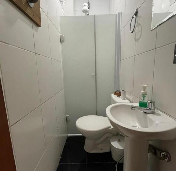 اتاق استاندارد, Studio House