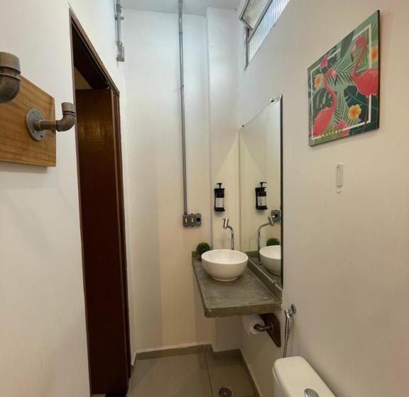 اتاق استاندارد یک نفره, Studio House