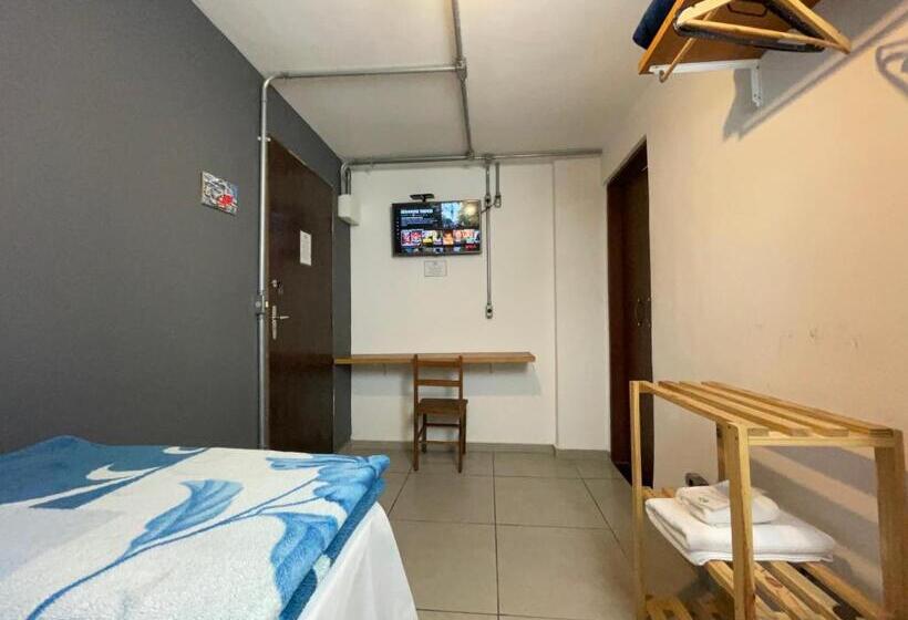 اتاق استاندارد یک نفره, Studio House