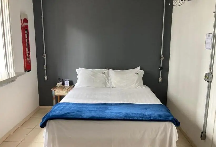 اتاق سوپریور, Studio House
