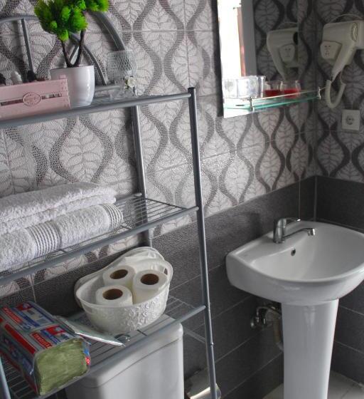 اتاق استاندارد, Kika