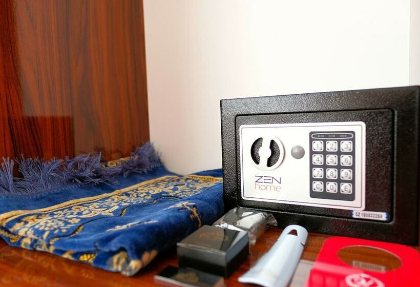 اتاق لوکس, New