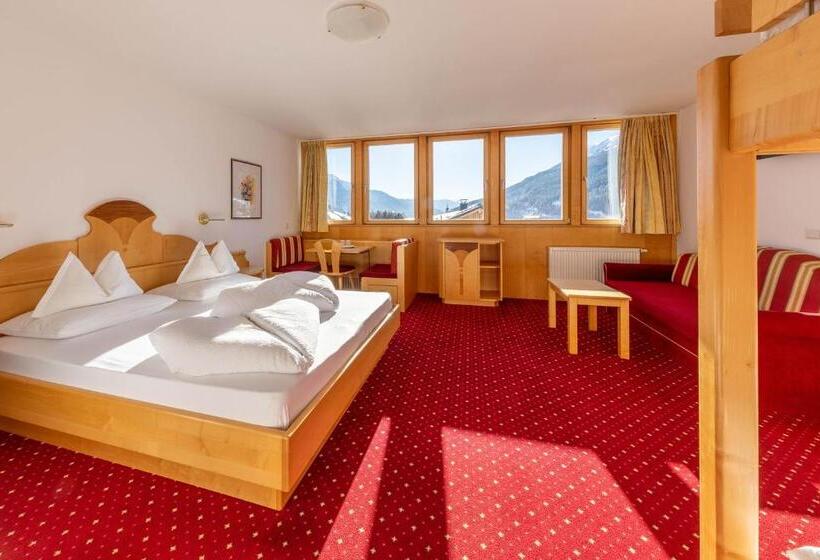 Семейный Номер, Schwarzer Adler