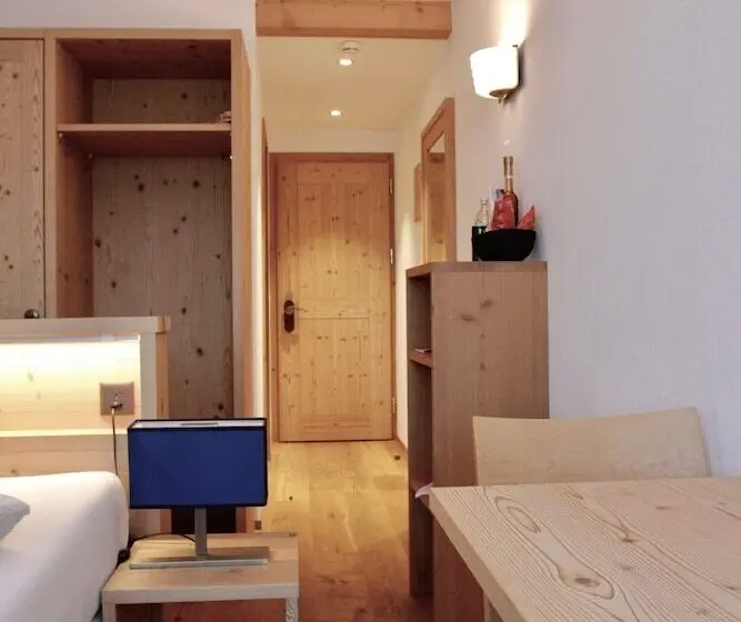 Chambre Standard Individuelle avec Balcon, Sarain Active Mountain Resort